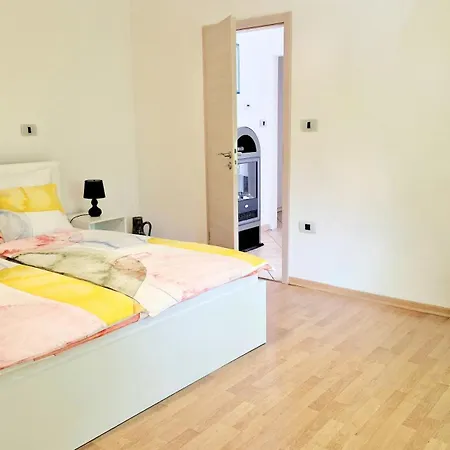 Secret Garden Apartment *