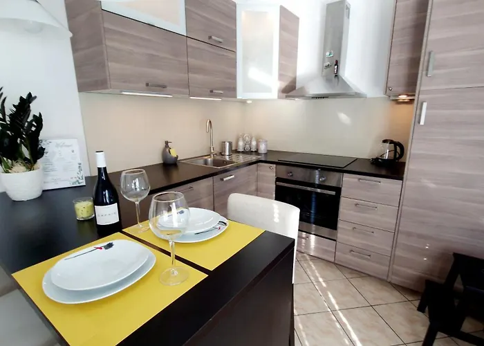 Secret Garden Апартаменты Crni Kal